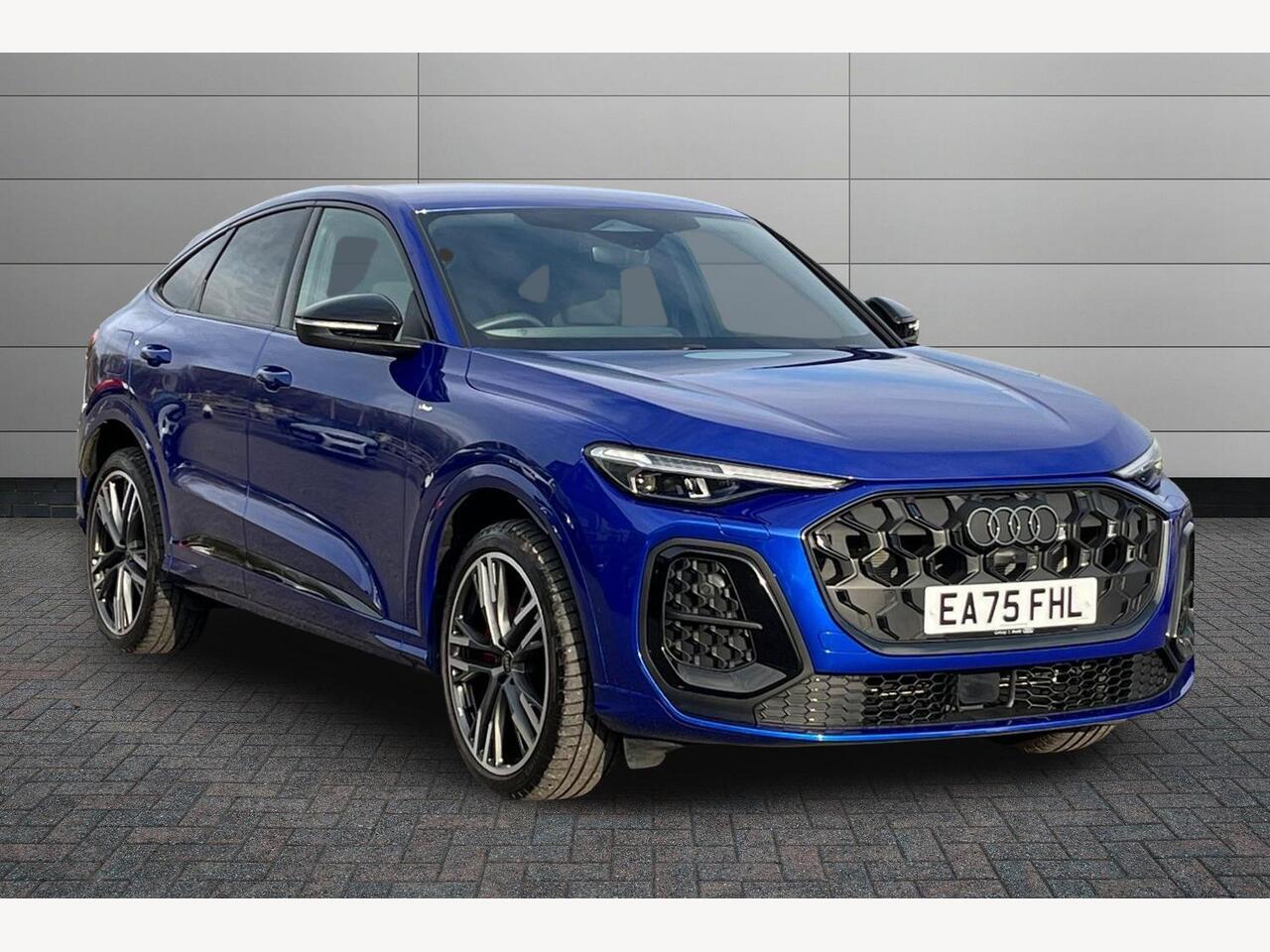 Main listing image - Audi Q5 Sportback