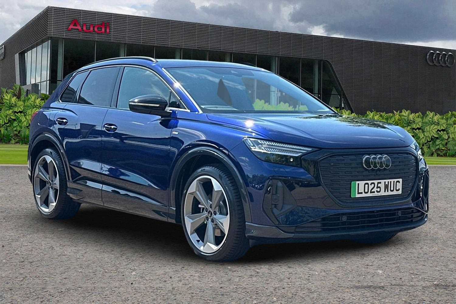 Main listing image - Audi Q4