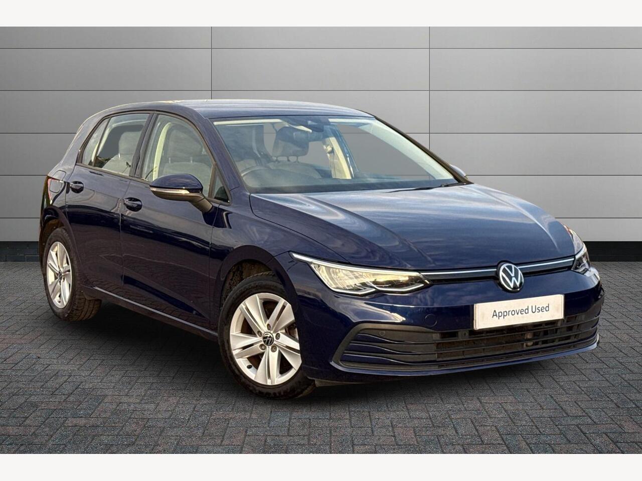 Main listing image - Volkswagen Golf