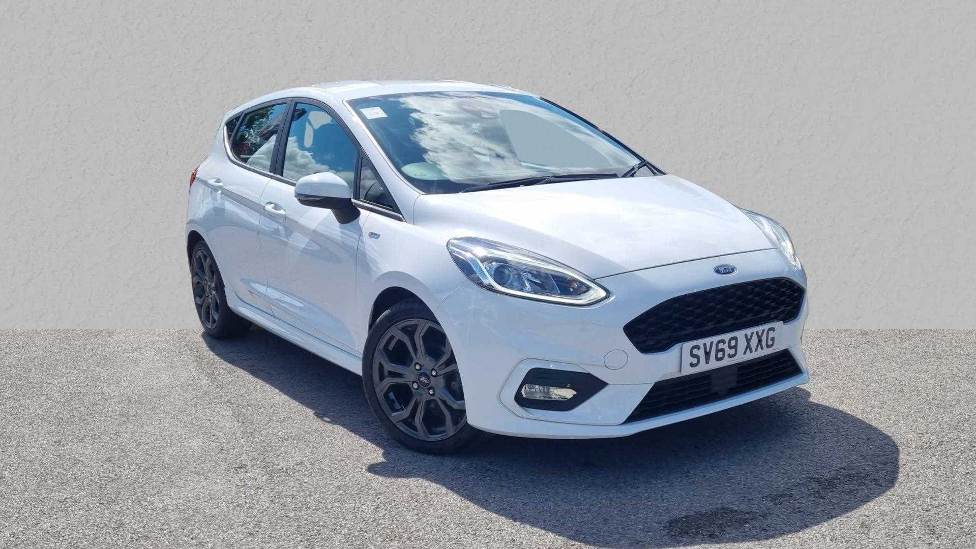 Main listing image - Ford Fiesta