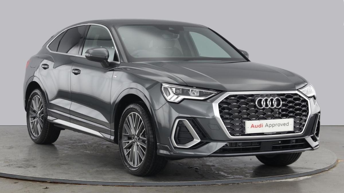 Main listing image - Audi Q3