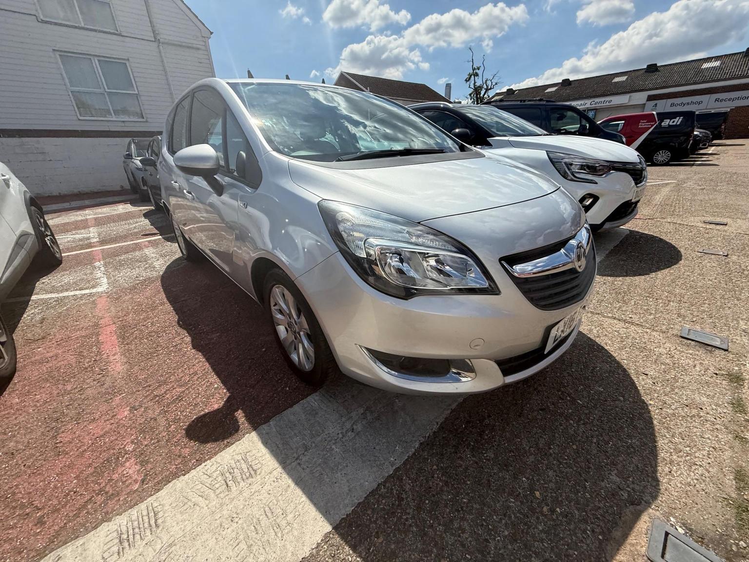 Main listing image - Vauxhall Meriva