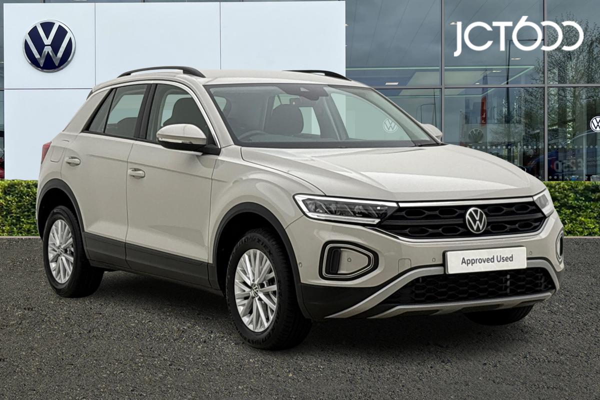Main listing image - Volkswagen T-Roc