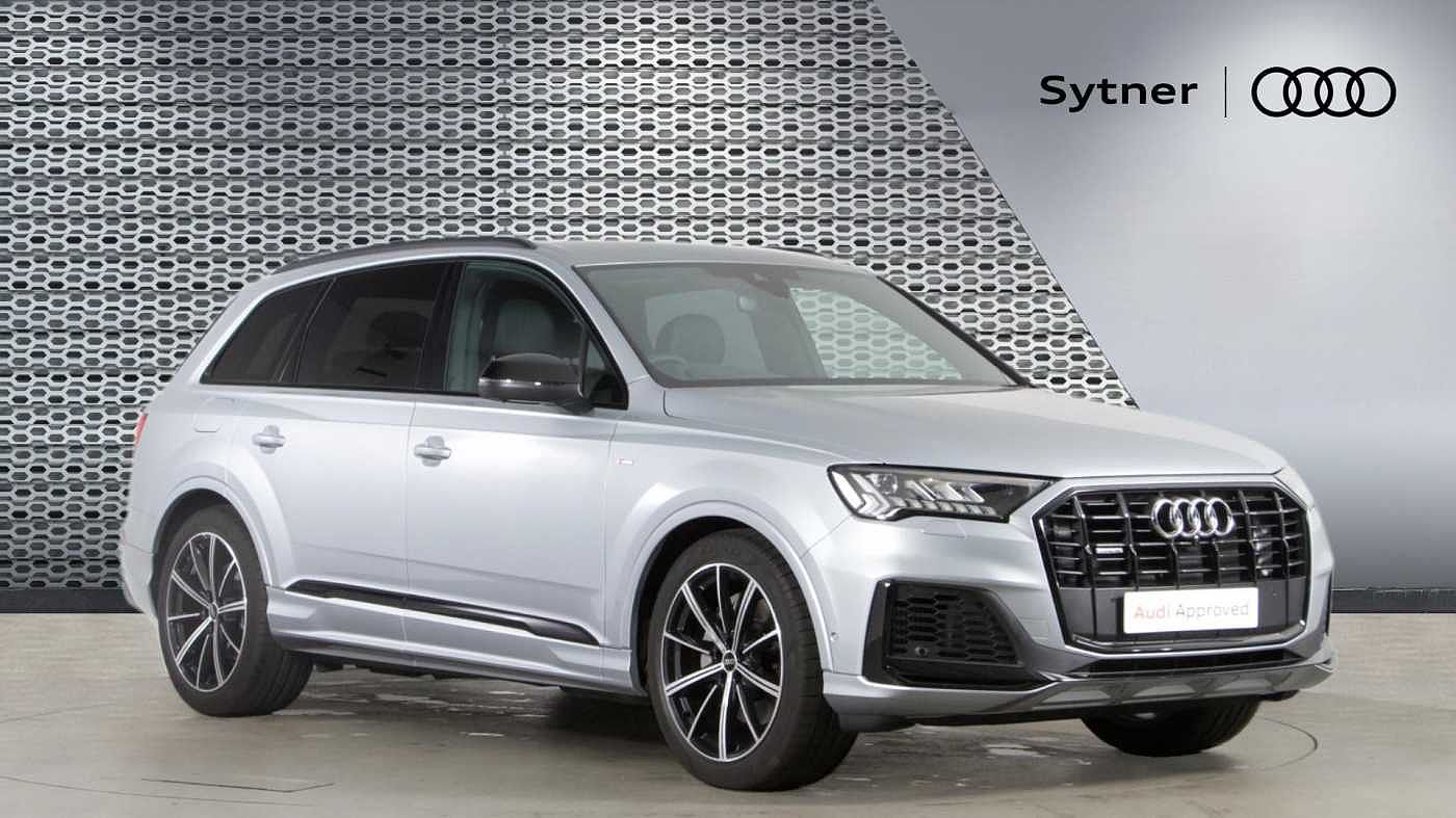 Main listing image - Audi Q7