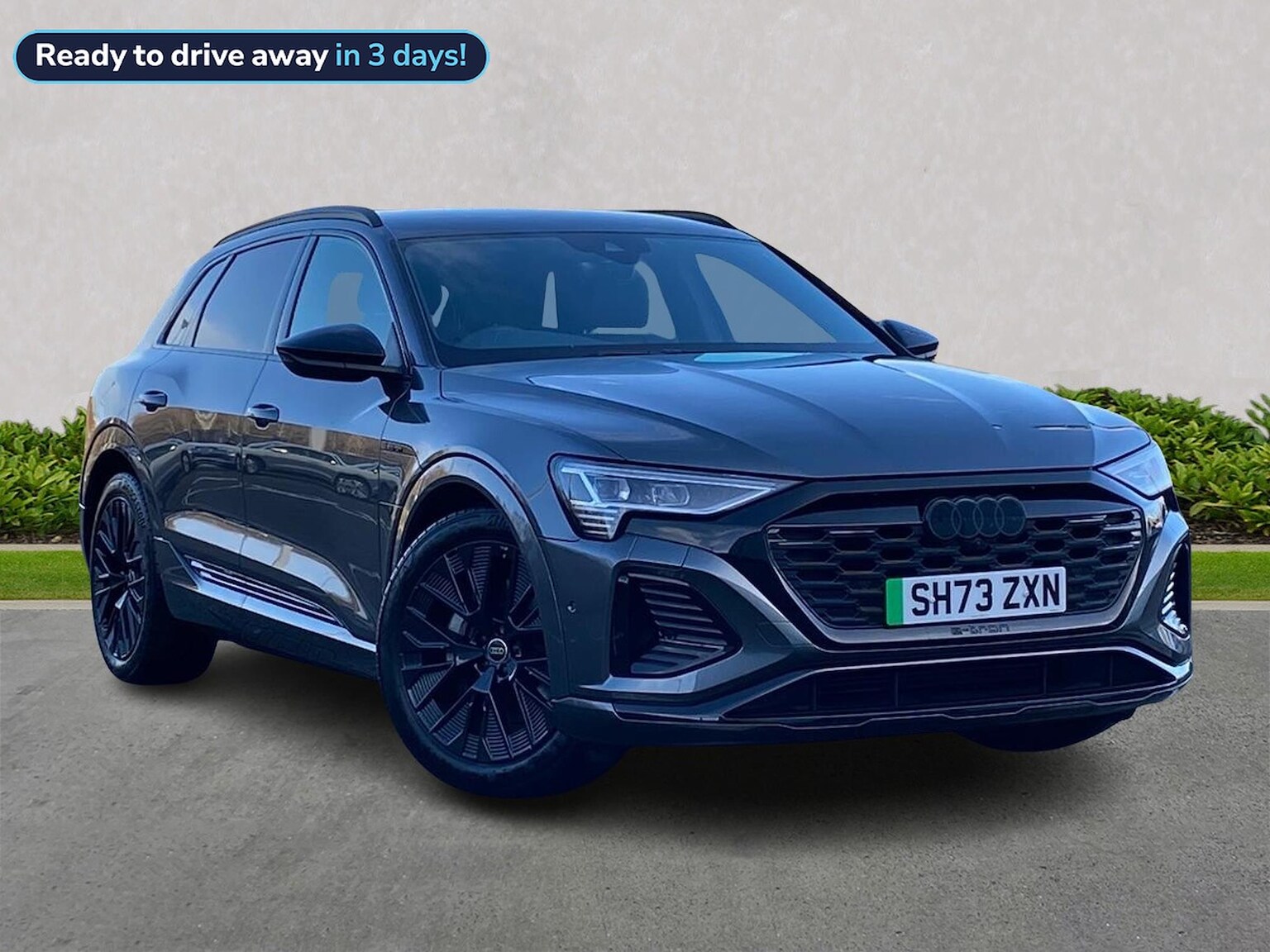 Main listing image - Audi Q8 e-tron