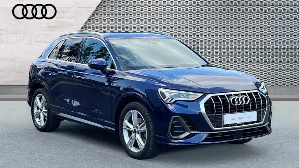 Main listing image - Audi Q3