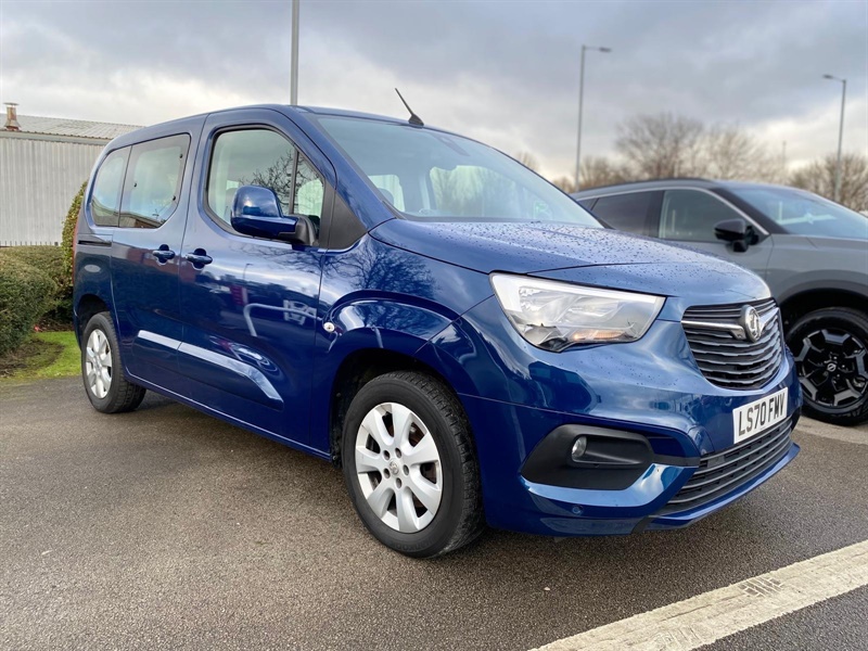 Main listing image - Vauxhall Combo Life