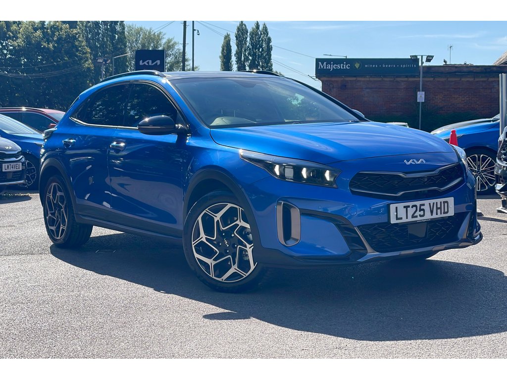 Main listing image - Kia XCeed