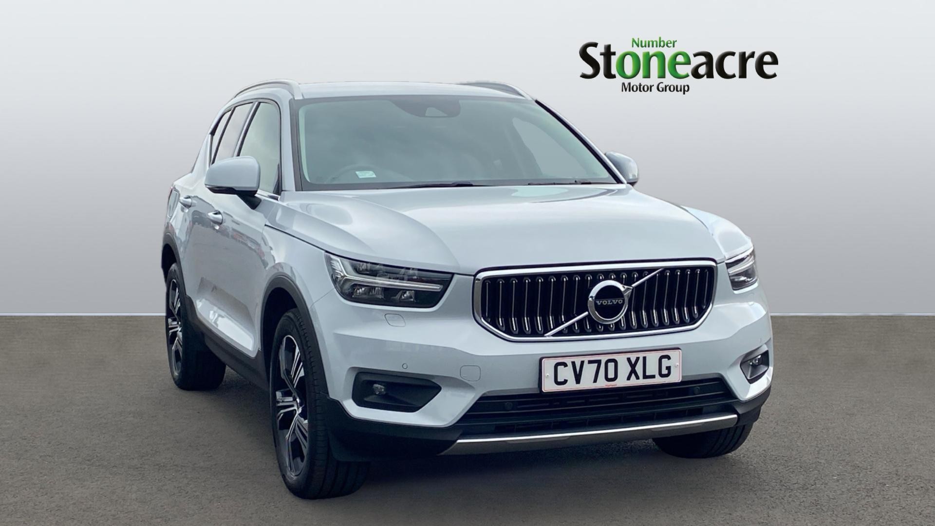 Main listing image - Volvo XC40