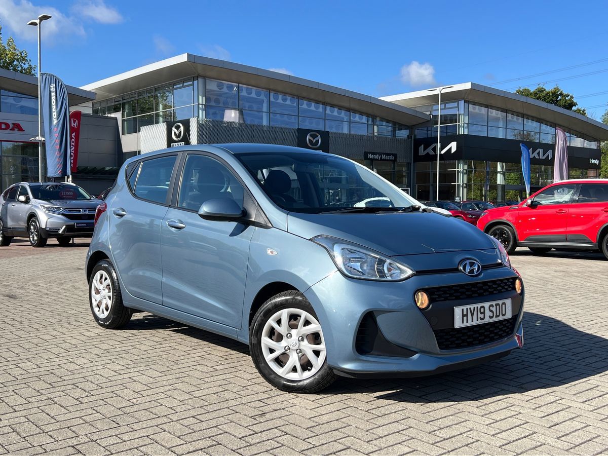 Main listing image - Hyundai i10