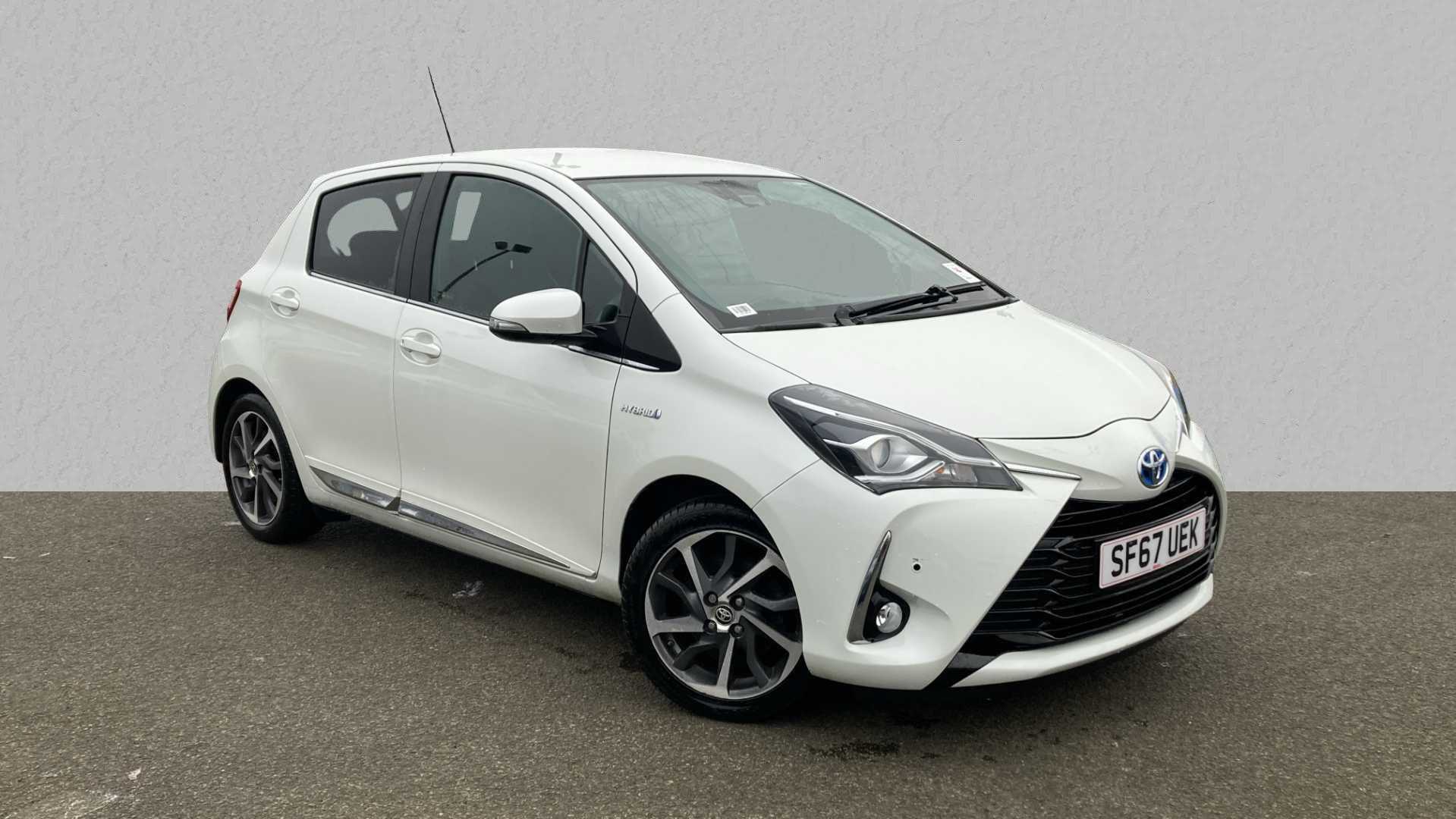 Main listing image - Toyota Yaris