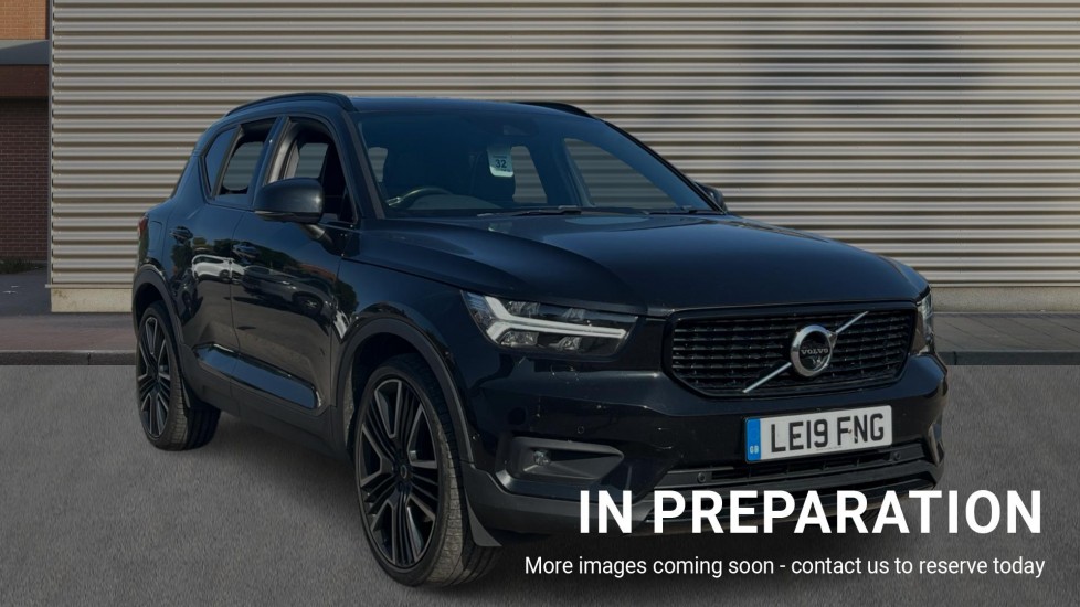 Main listing image - Volvo XC40