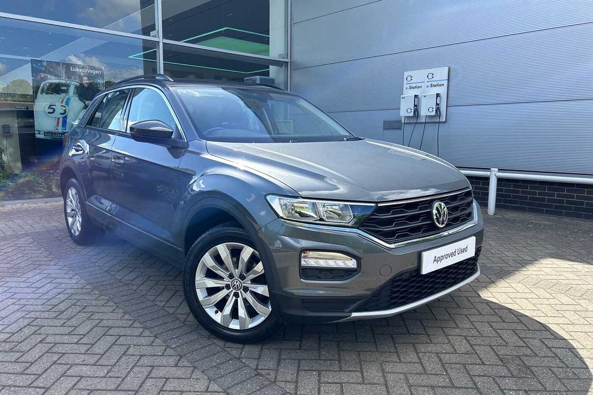 Main listing image - Volkswagen T-Roc