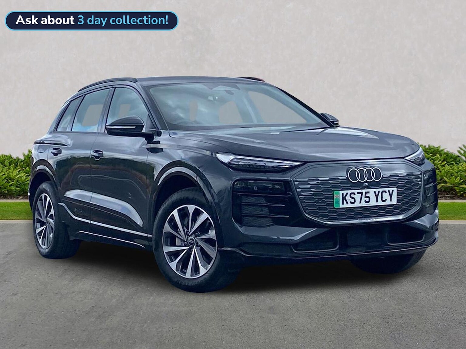 Main listing image - Audi Q6