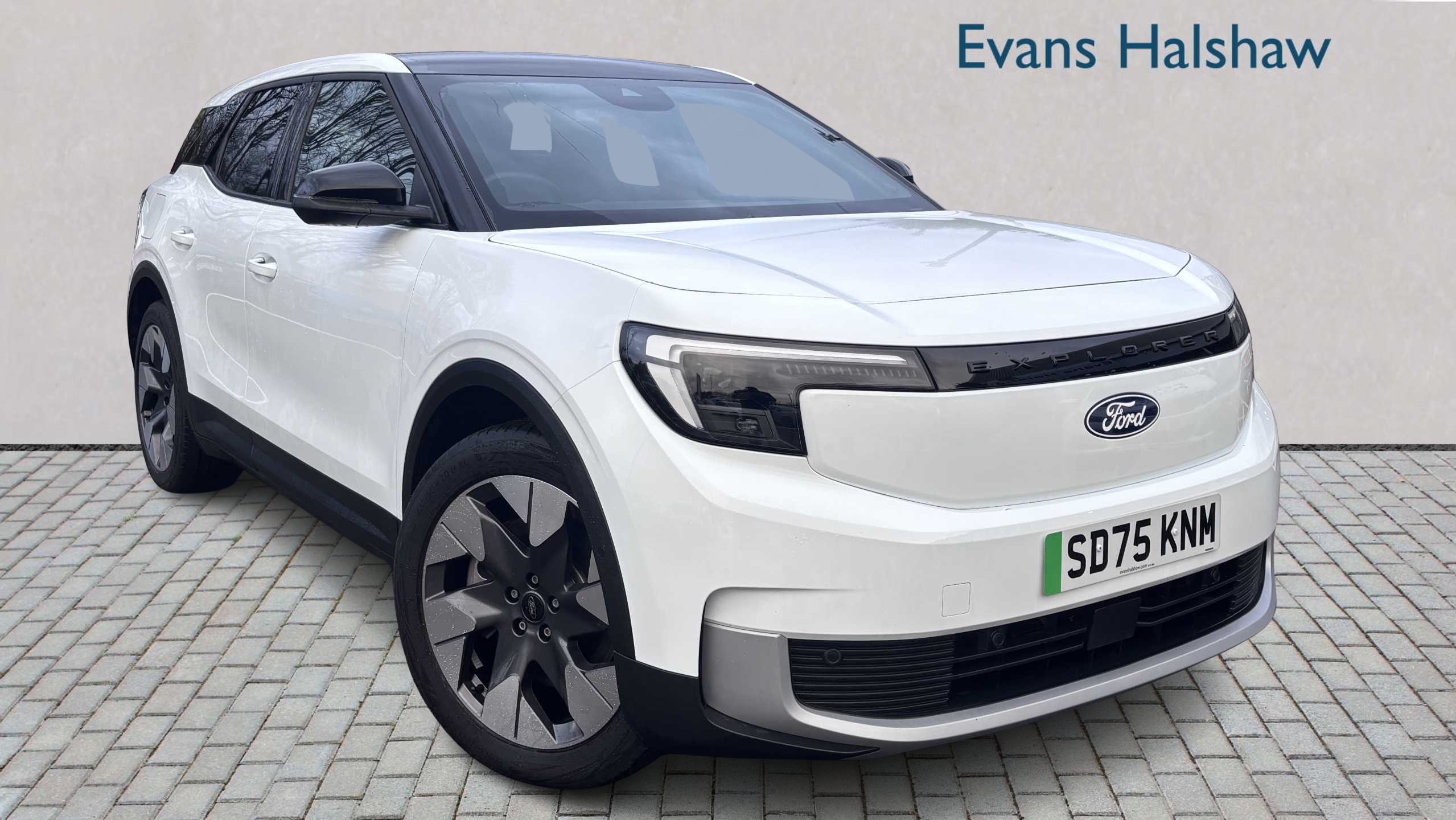 Main listing image - Ford Explorer