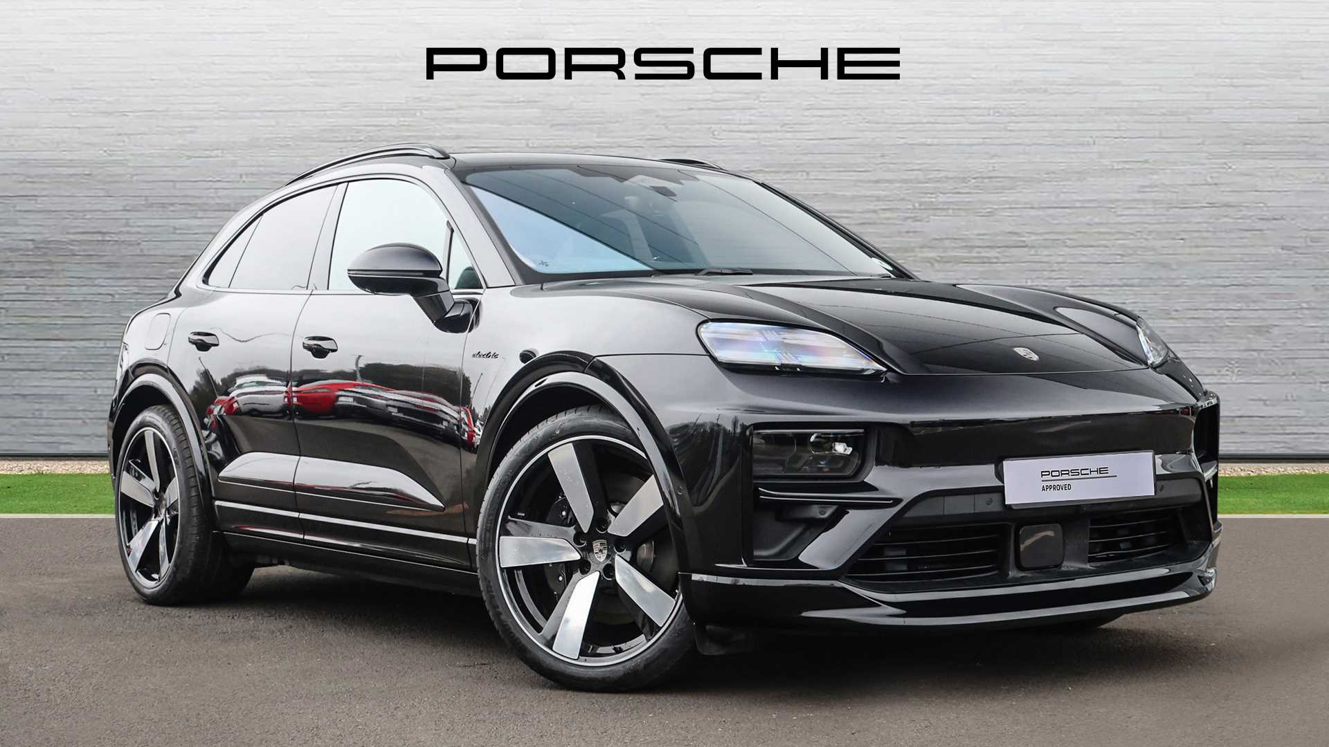 Main listing image - Porsche Macan