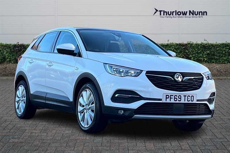 Main listing image - Vauxhall Grandland X