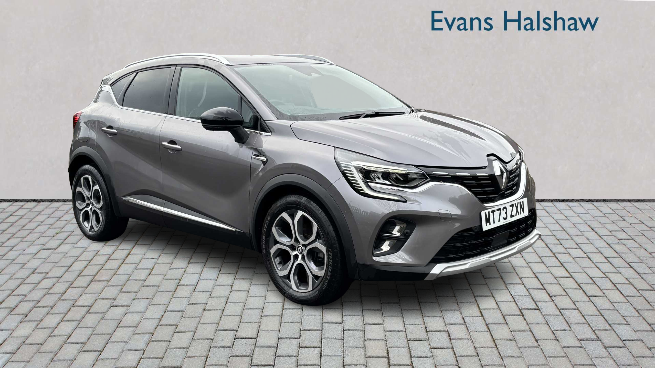 Main listing image - Renault Captur