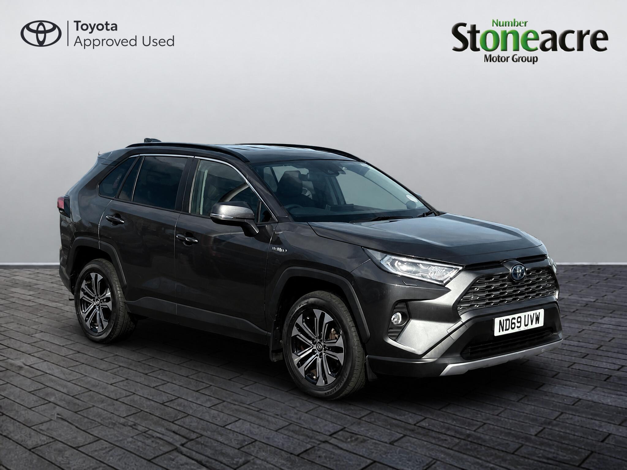 Main listing image - Toyota RAV4
