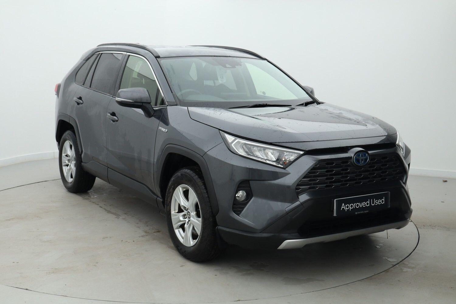 Main listing image - Toyota RAV4