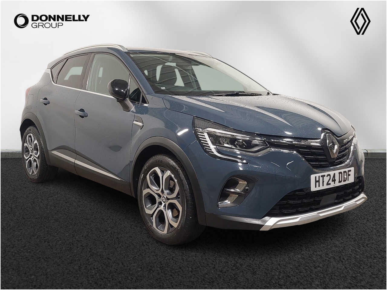 Main listing image - Renault Captur