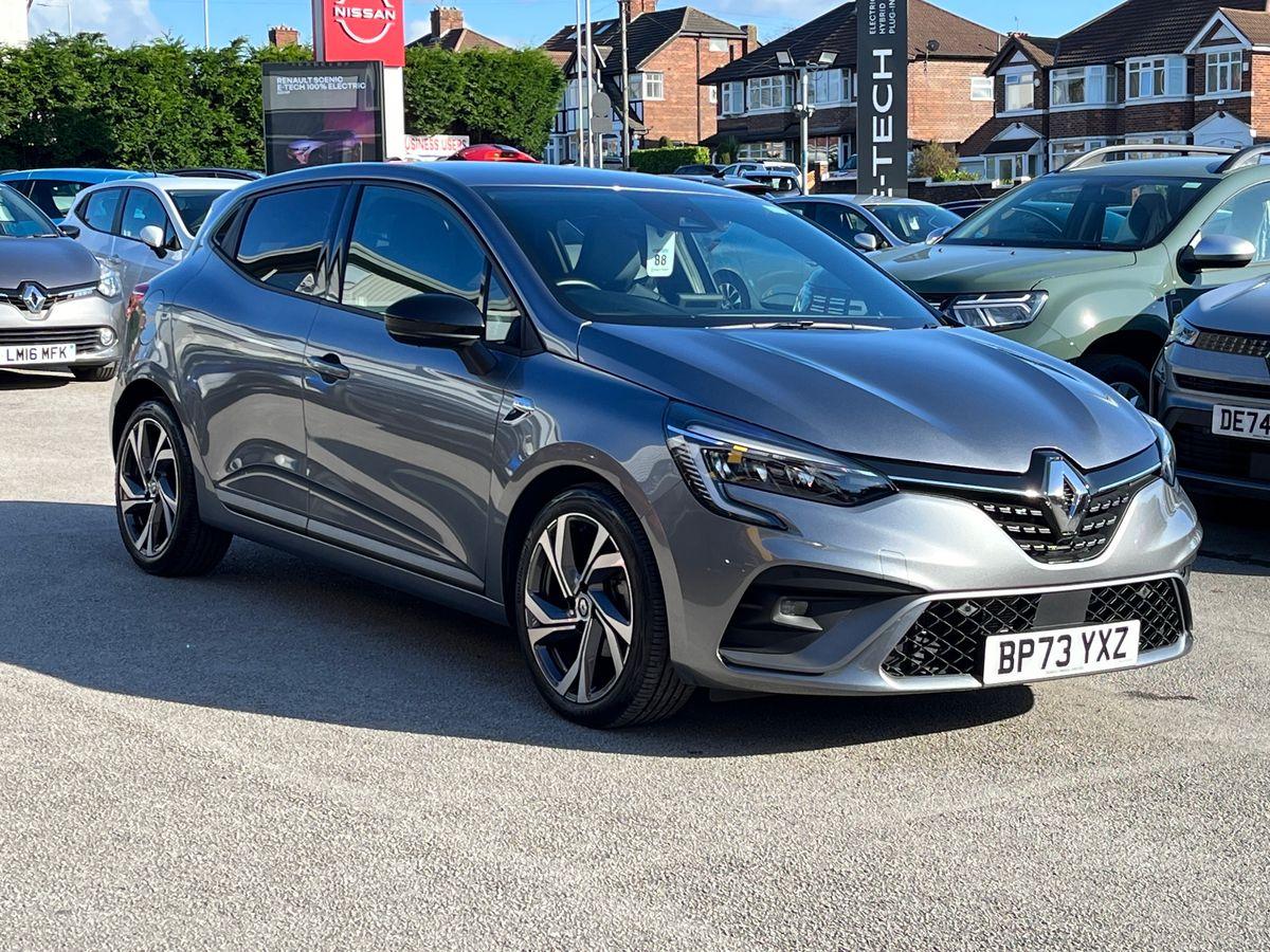 Main listing image - Renault Clio