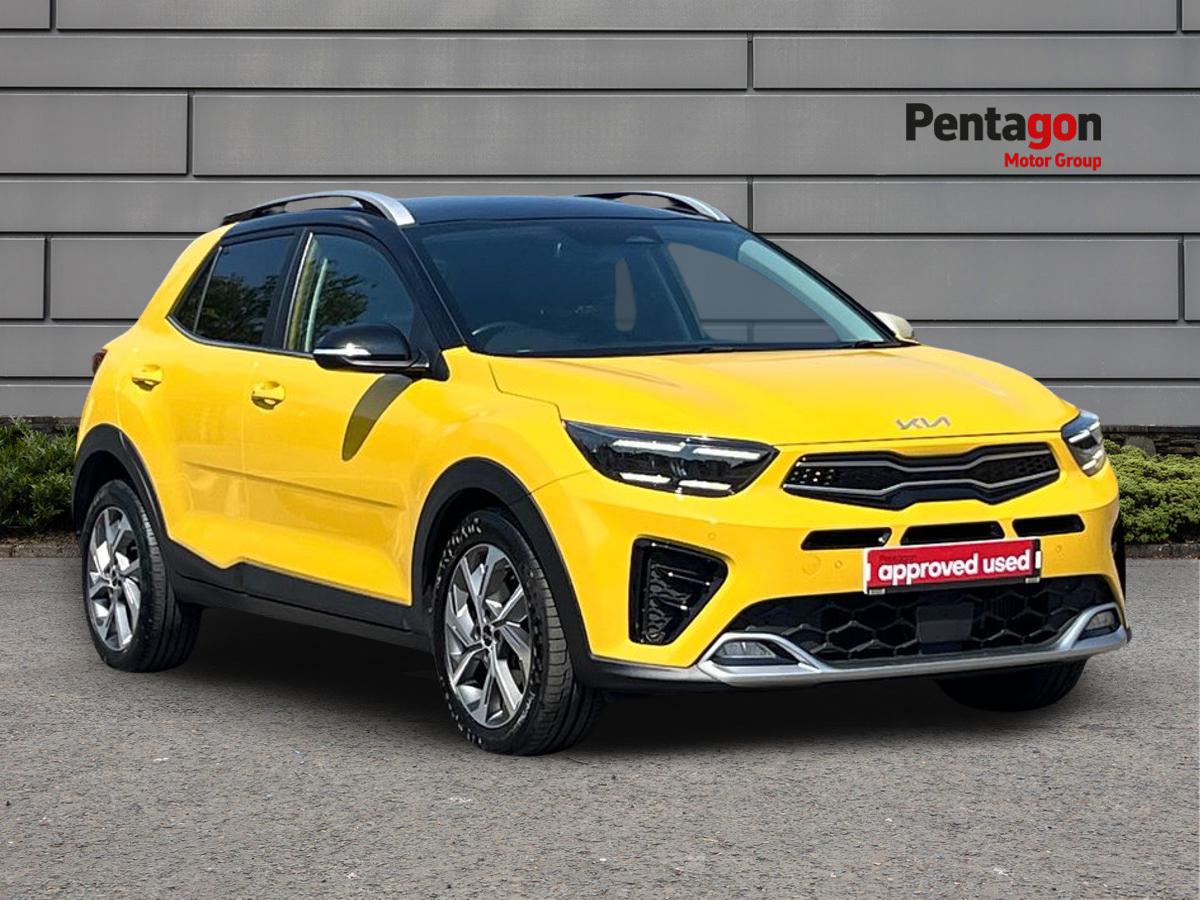 Main listing image - Kia Stonic