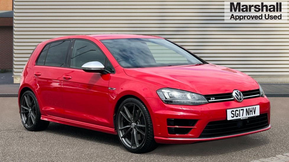 Main listing image - Volkswagen Golf R