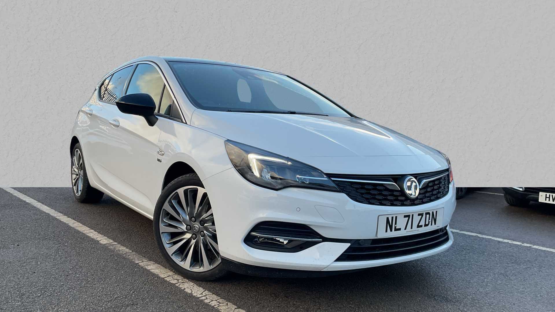 Main listing image - Vauxhall Astra