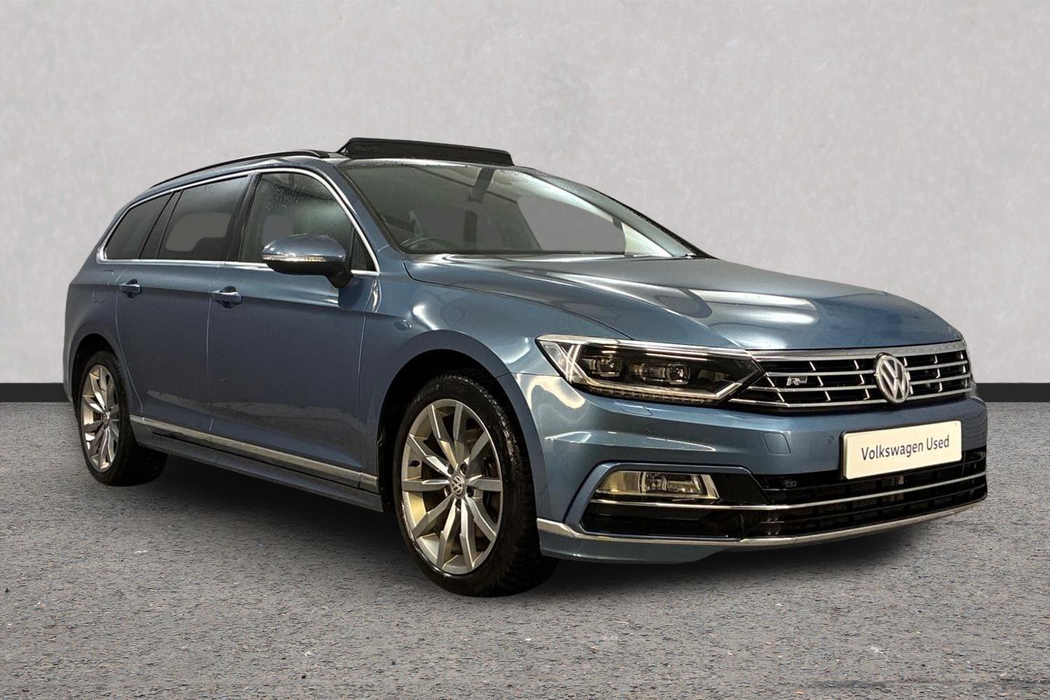 Main listing image - Volkswagen Passat