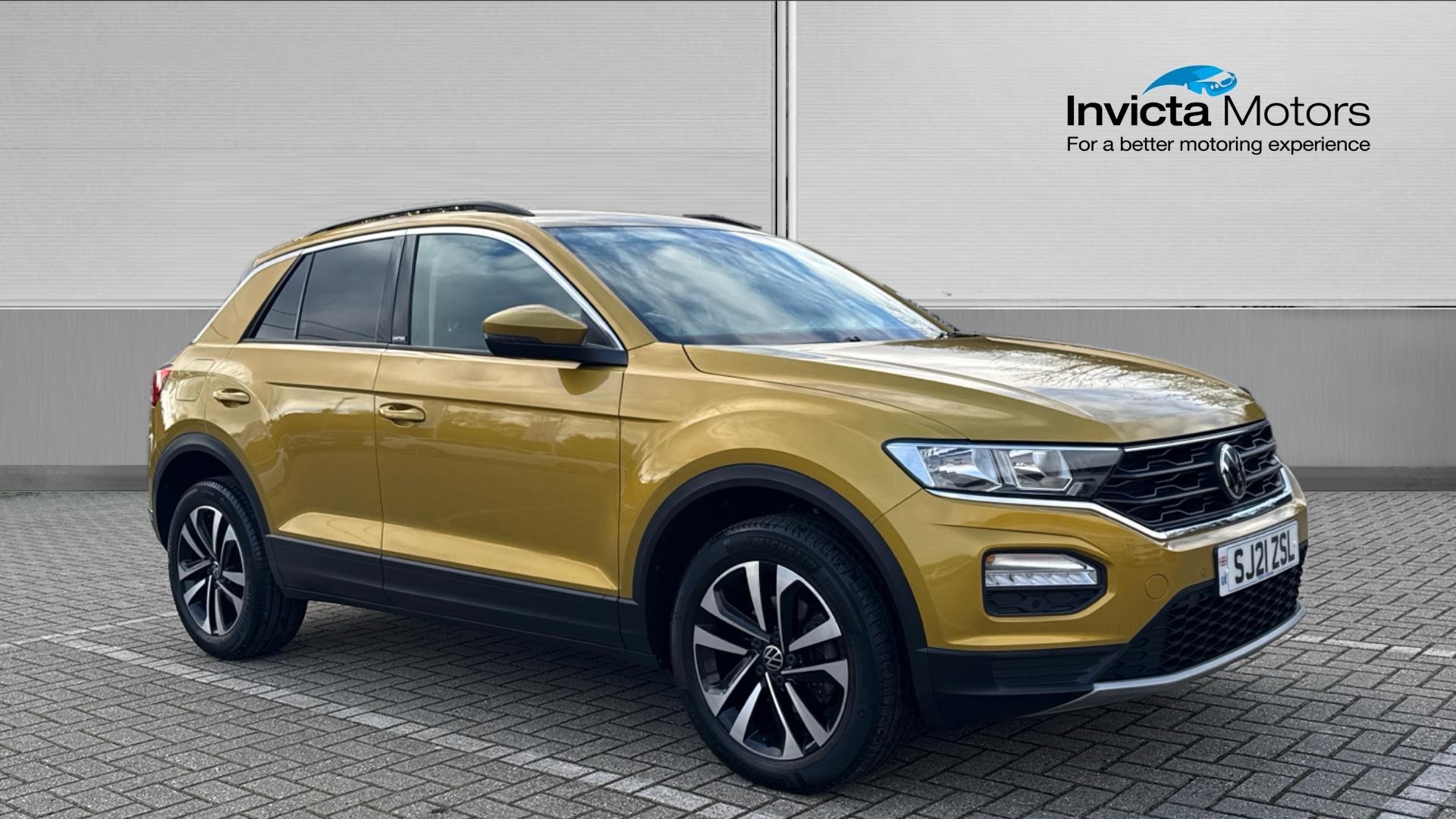 Main listing image - Volkswagen T-Roc