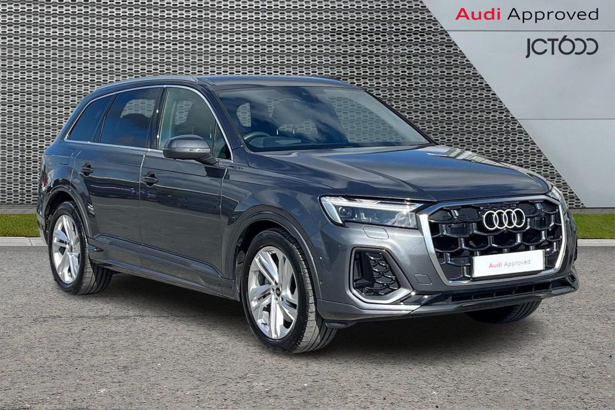 Main listing image - Audi Q7