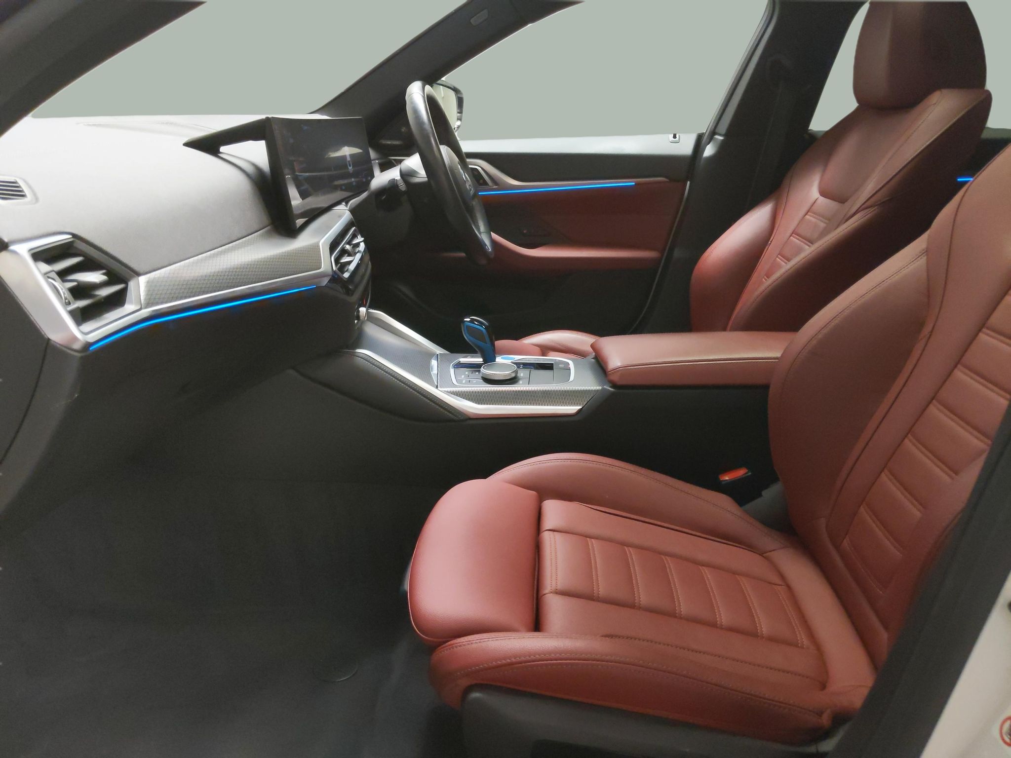 Main listing image - BMW i4