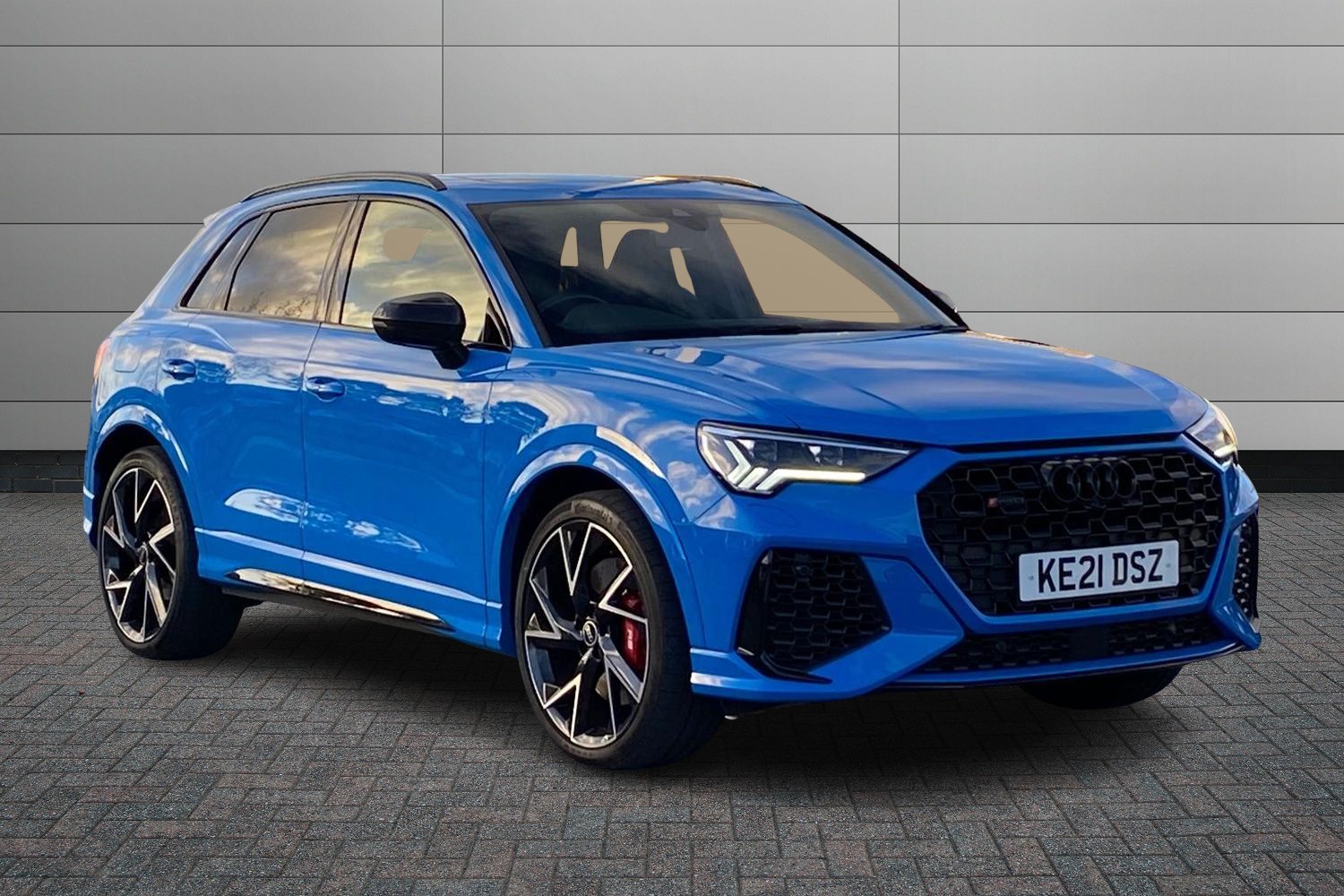 Main listing image - Audi RS Q3