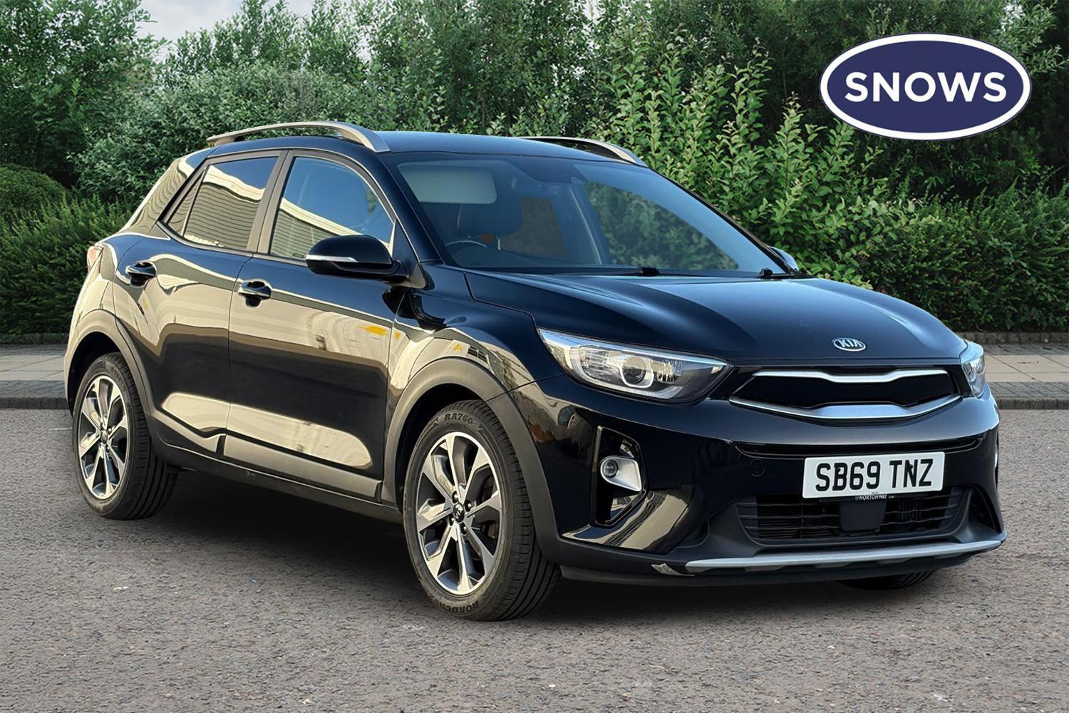 Main listing image - Kia Stonic