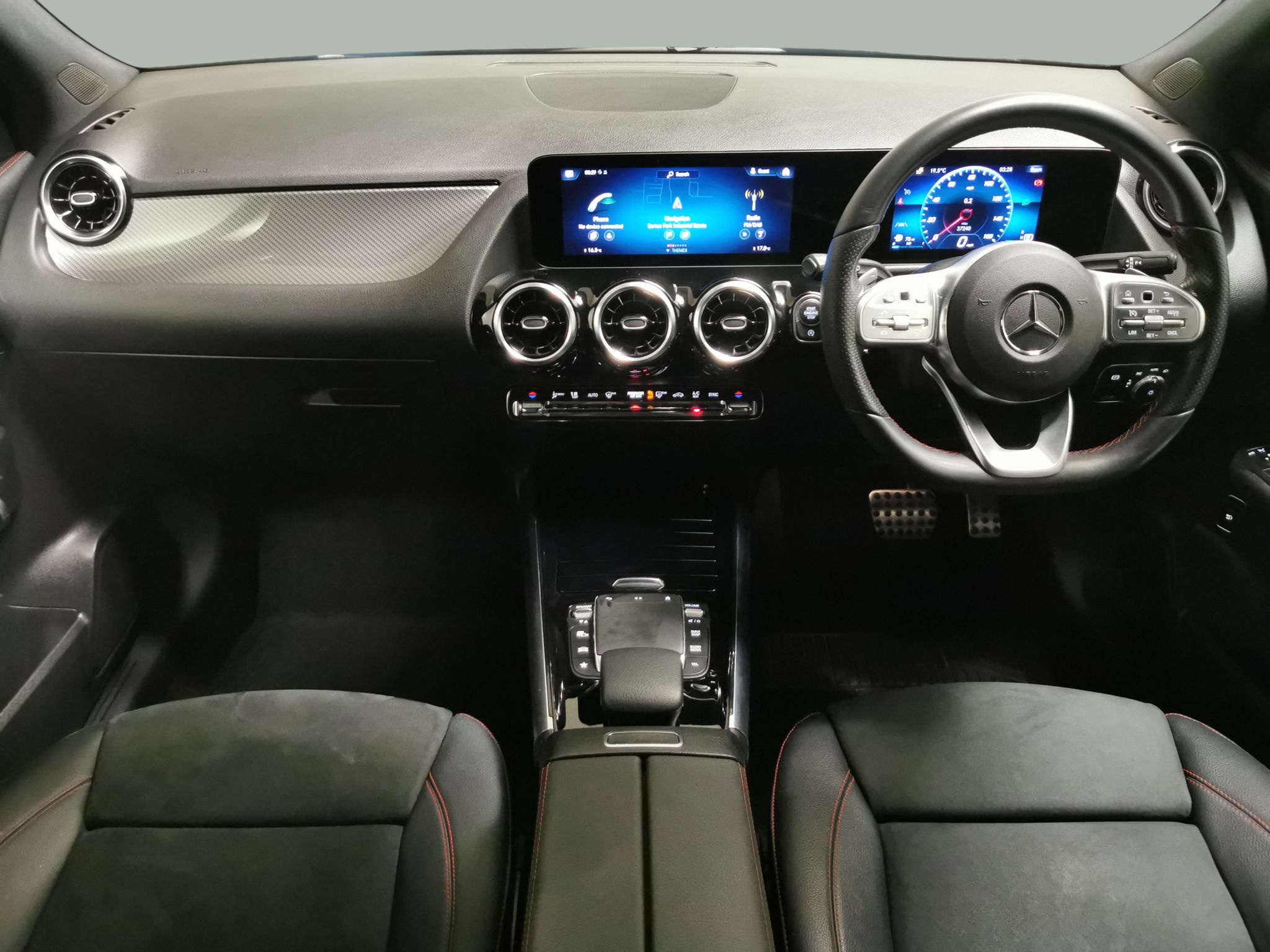 Main listing image - Mercedes-Benz GLA