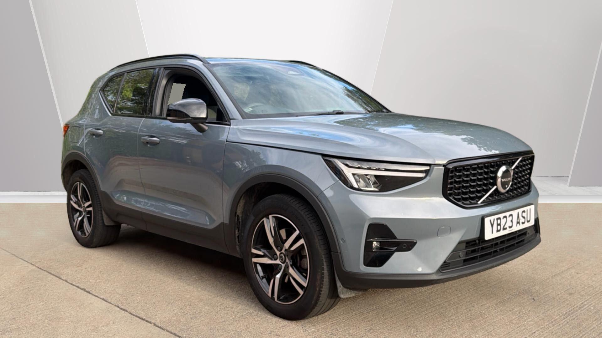 Main listing image - Volvo XC40
