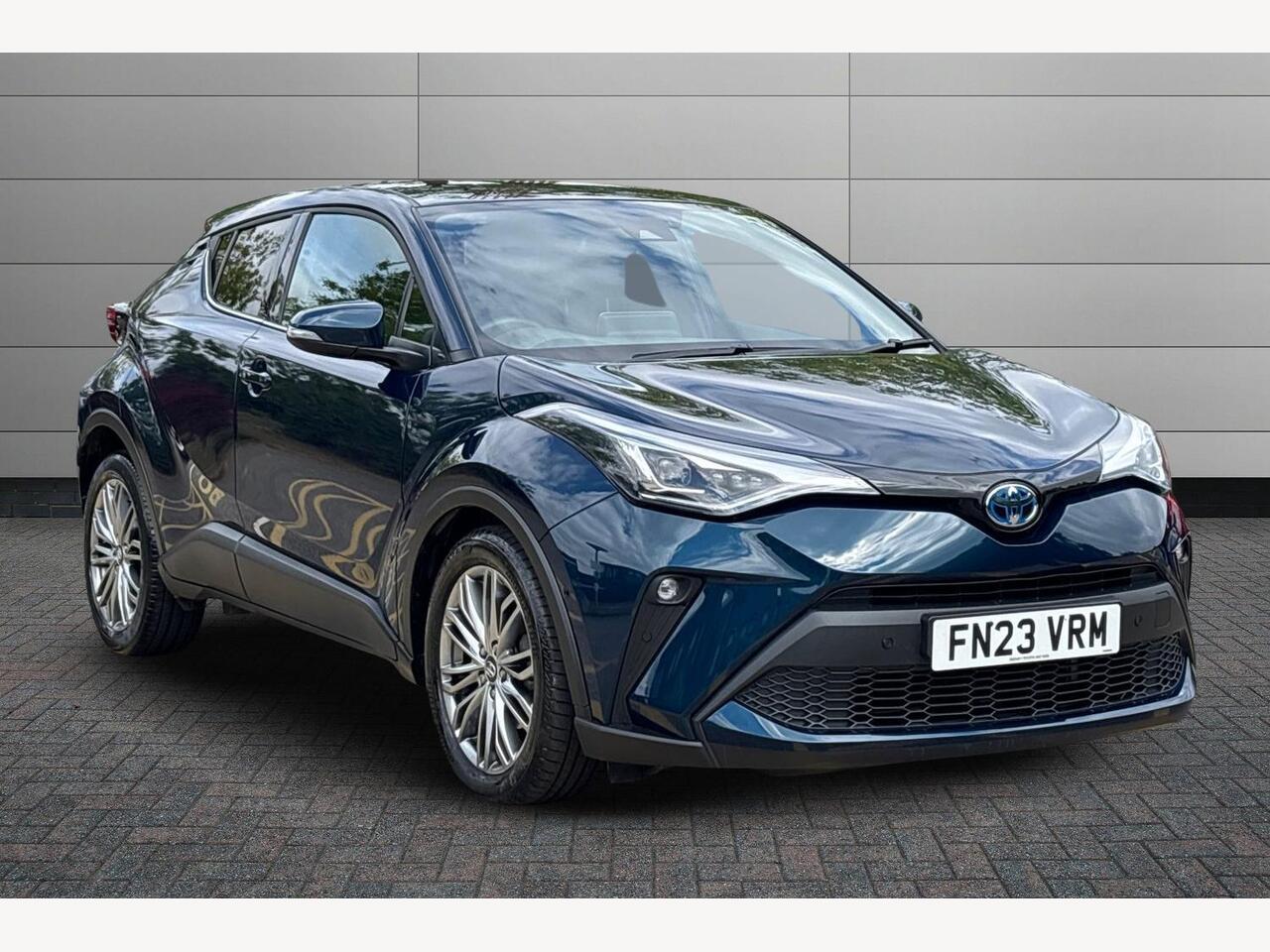 Main listing image - Toyota C-HR