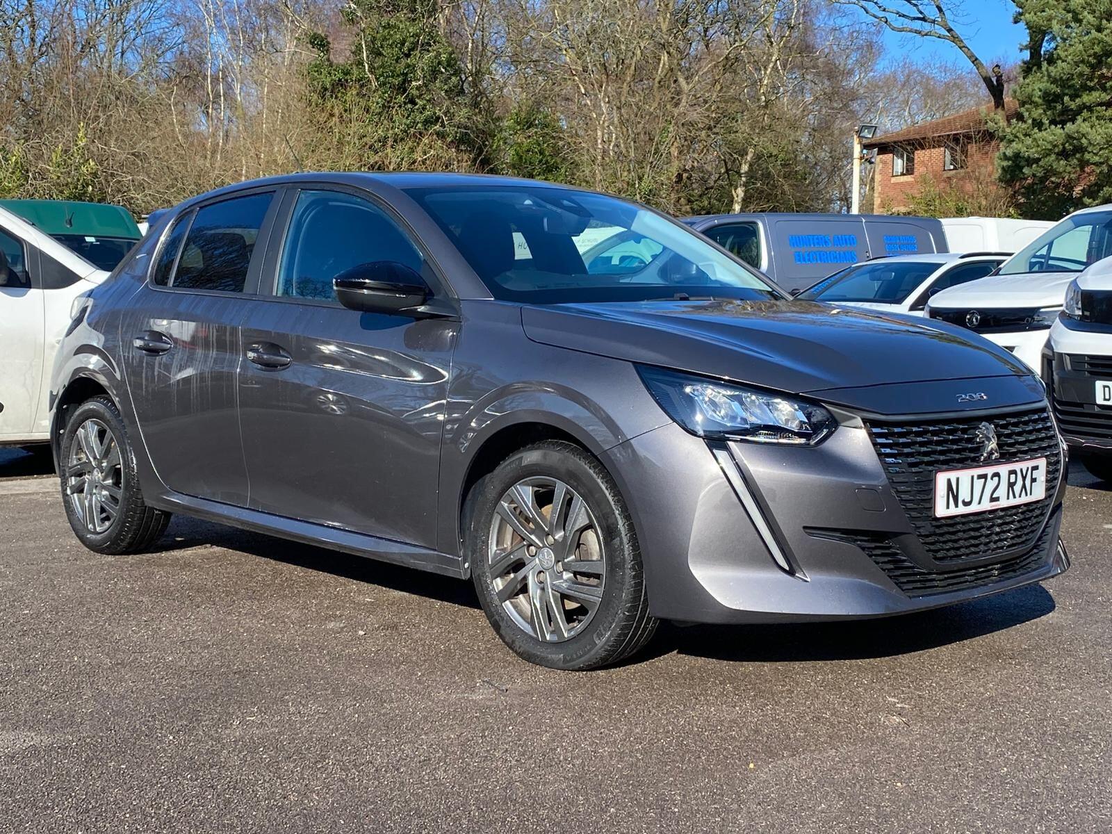 Main listing image - Peugeot 208