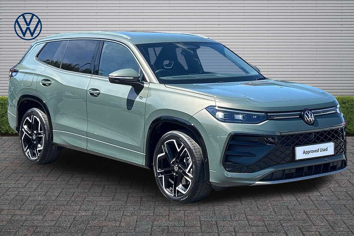 Main listing image - Volkswagen Tayron