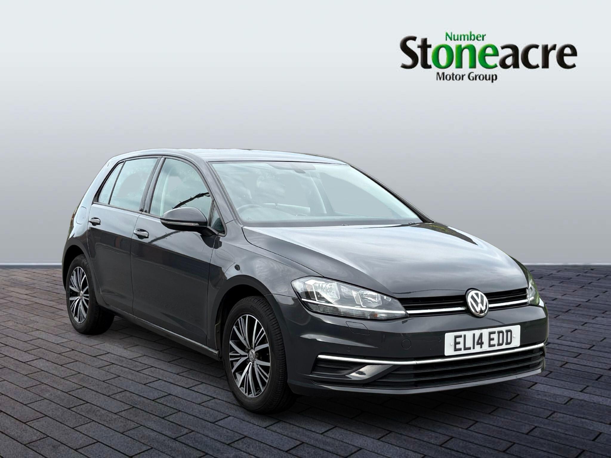 Main listing image - Volkswagen Golf