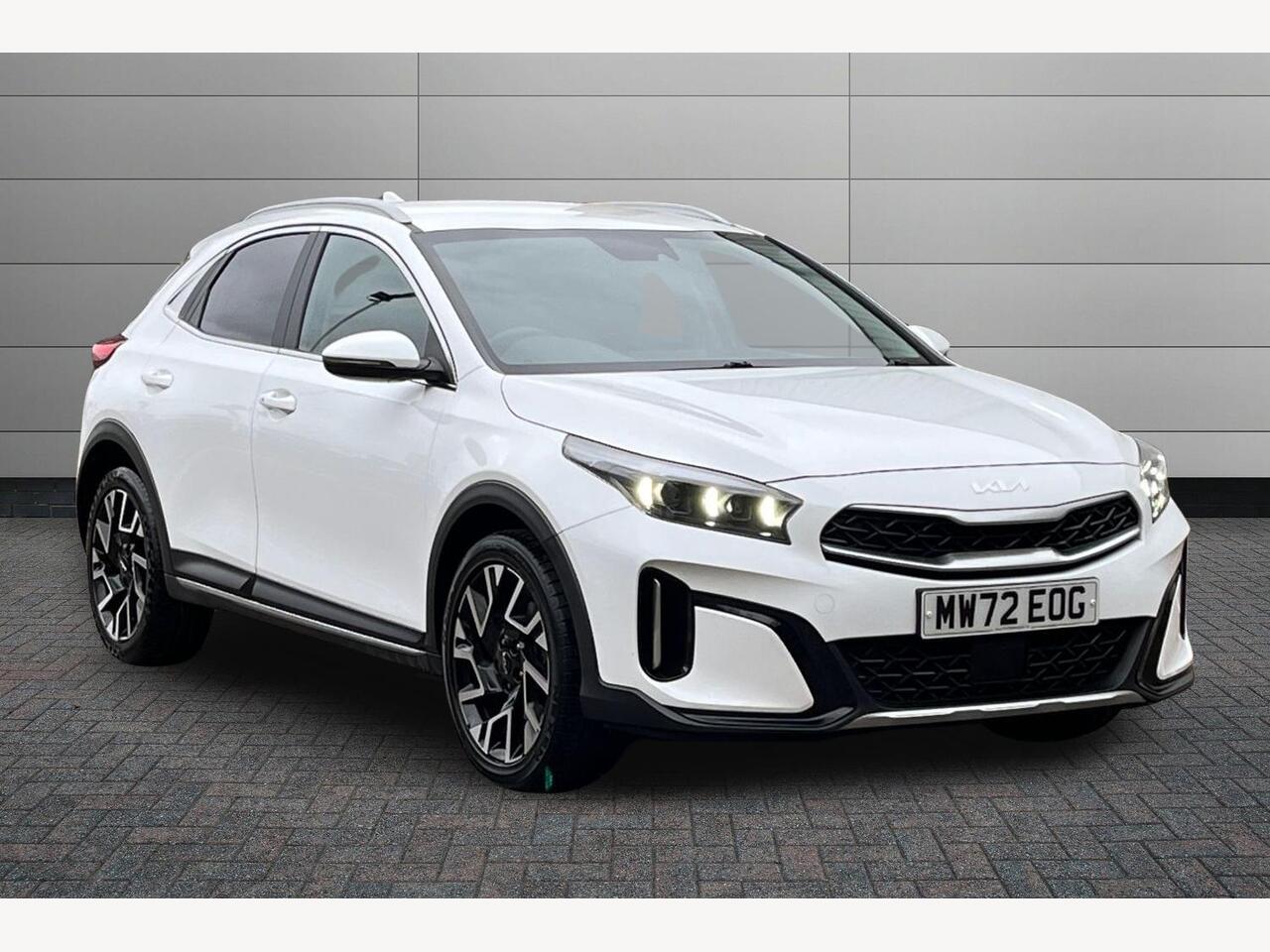 Main listing image - Kia XCeed