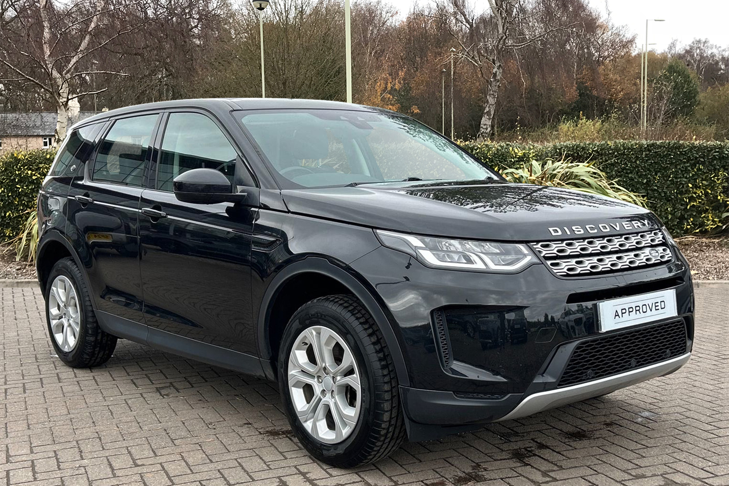 Main listing image - Land Rover Discovery Sport