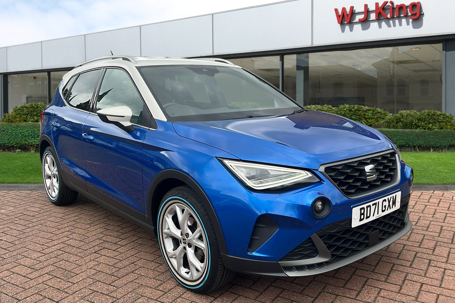 Main listing image - SEAT Arona