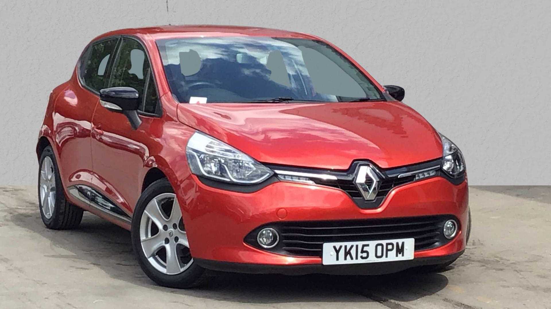 Main listing image - Renault Clio