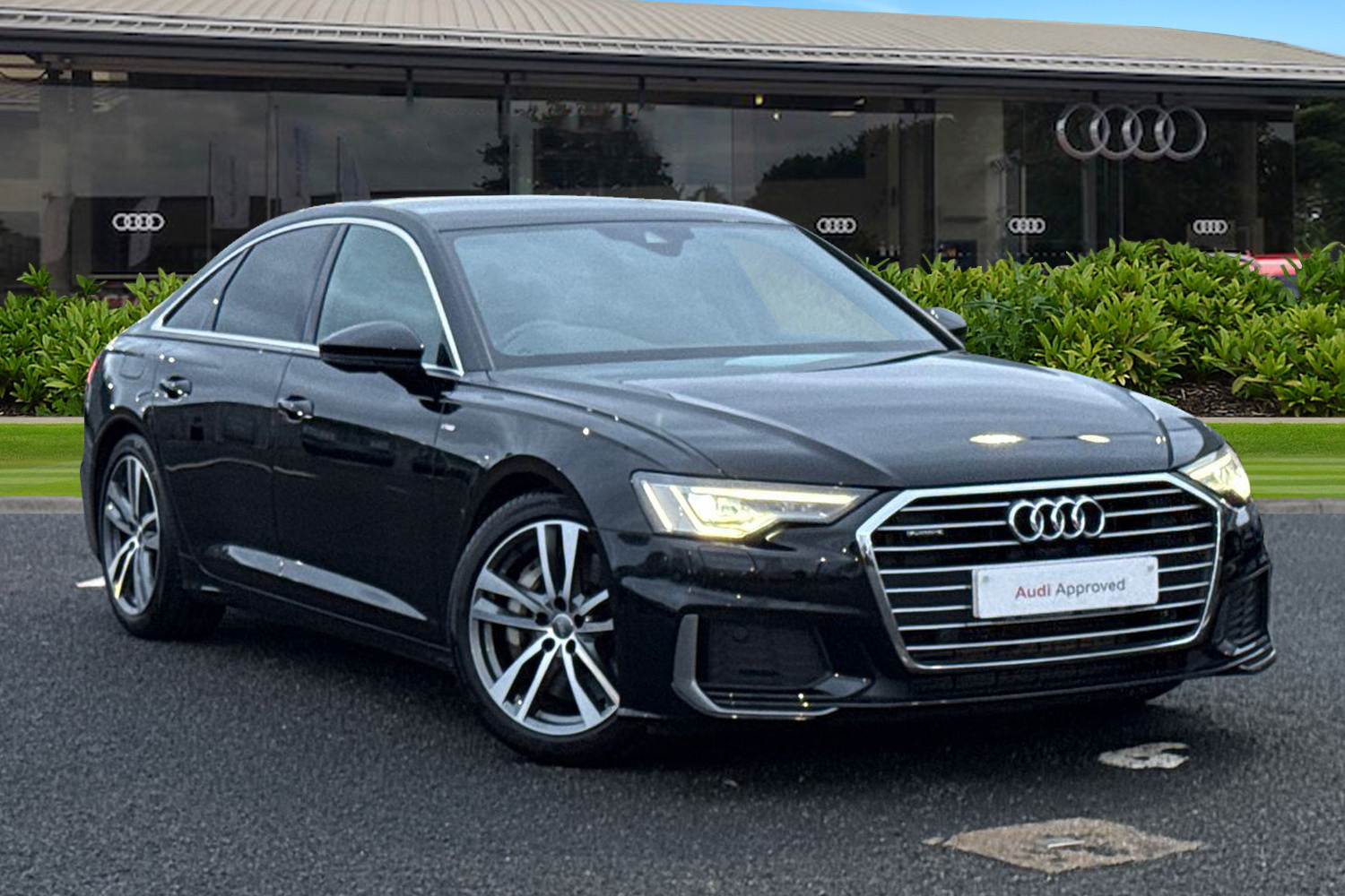 Main listing image - Audi A6