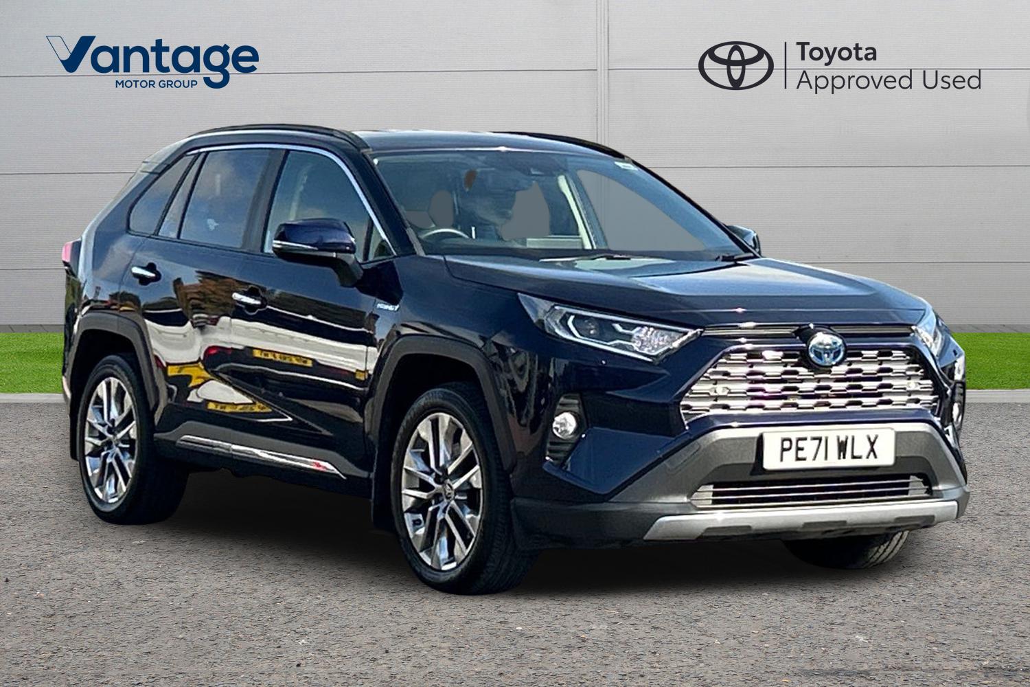 Main listing image - Toyota RAV4