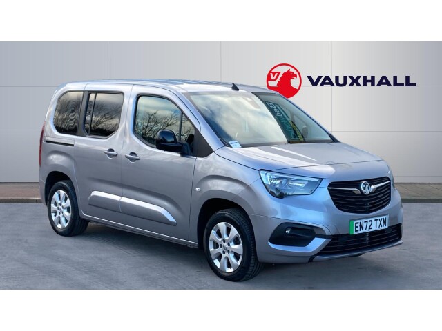 Main listing image - Vauxhall Combo Life-e