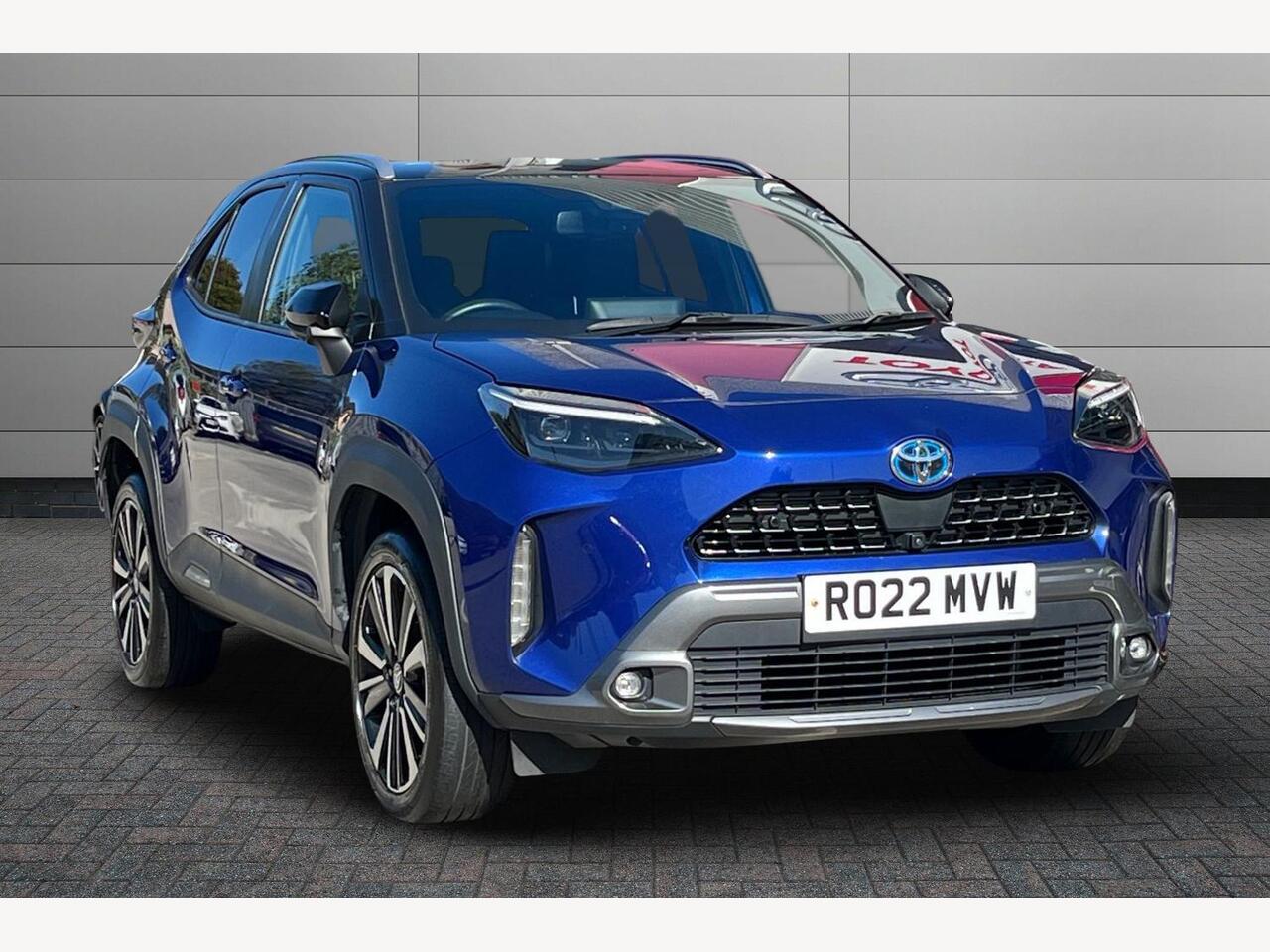 Main listing image - Toyota Yaris Cross