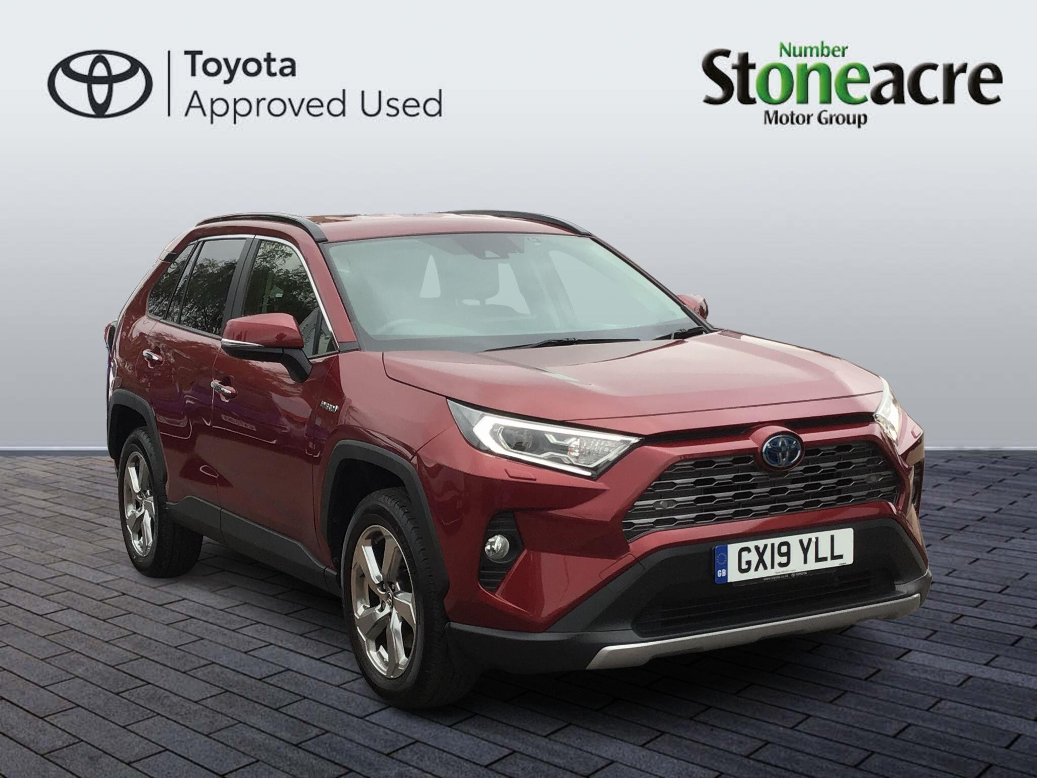 Main listing image - Toyota RAV4